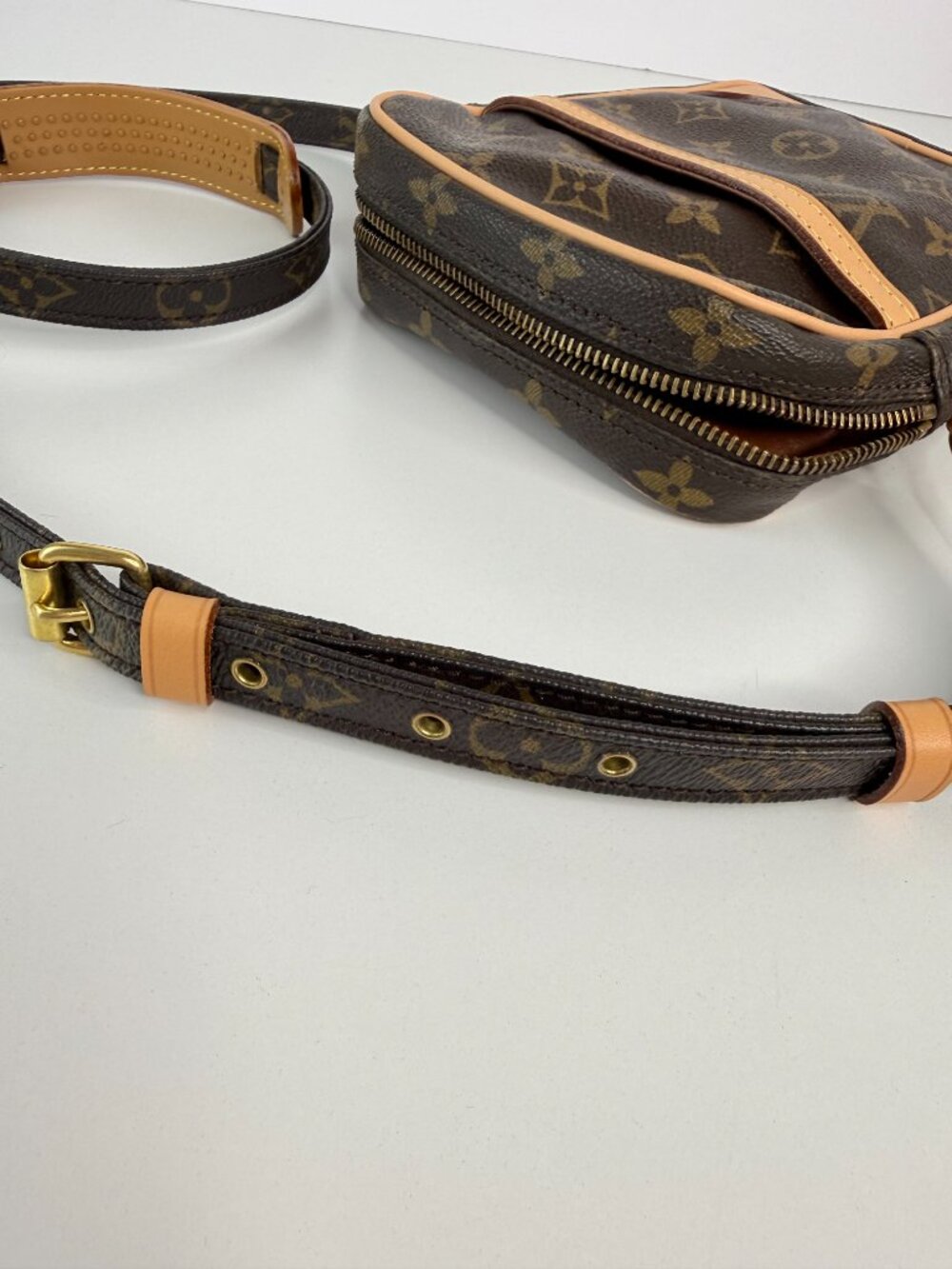 louis vuitton danube monogram - Picture 7 of 13